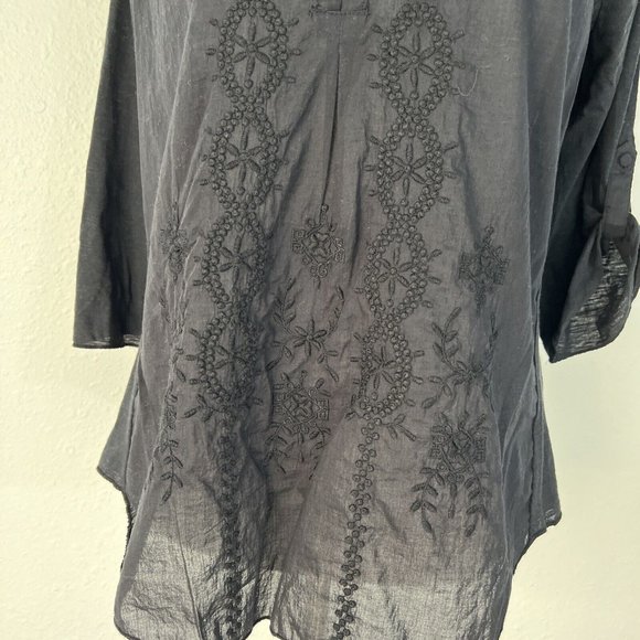 Nine West Jeans Womens Top Small Black Roll Tab Sleeve Tunic NWT - Picture 4 of 14